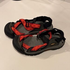 Keen Women's Sandals - Black and Red